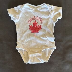🇨🇦 Canada Maple Leaf Baby Onesie | Rabbit Skins | 6 Months 🇨🇦